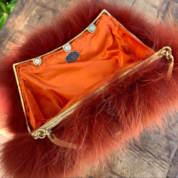 🌟VINTAGE🌟Clara Kasavina mink evening bag with jeweled star detail 🎉Host Pick! - Picture 4 of 6